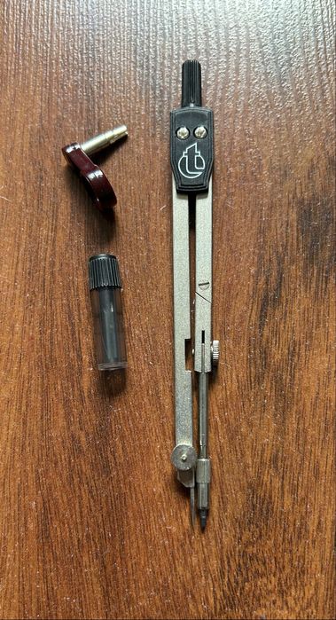 Compasso com recargas