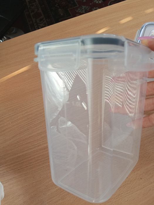 Контейнери пластикові 9шт