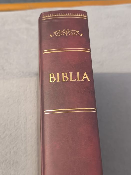 Biblia , pismo święte starego i nowego testamentu