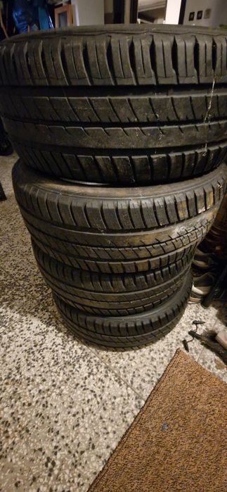 Opony letnie Dębica Presto 215/ 55/16