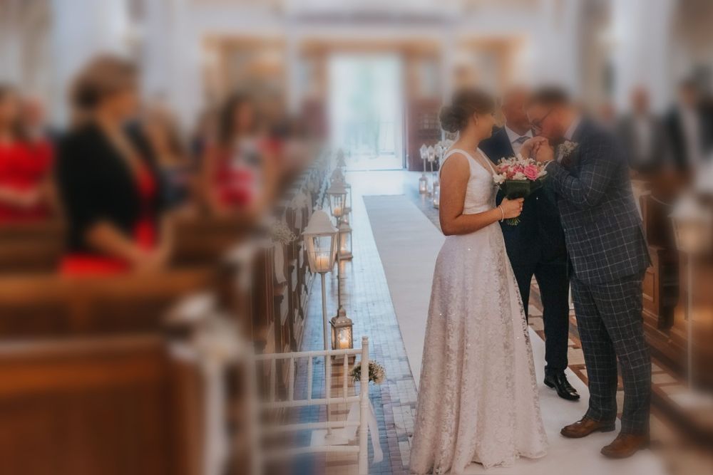 Piękna suknia ślubna