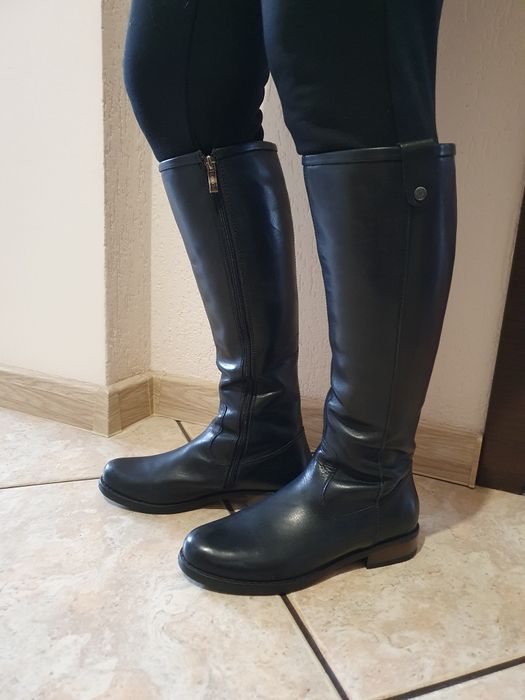 Czarne skórzane kozaki rozmiar 36 Lasocki