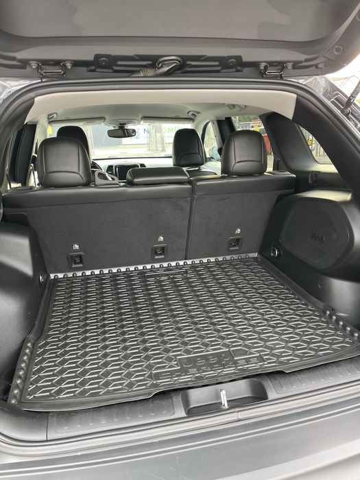 Jeep Cherokeе kl  3.2 LIMITED