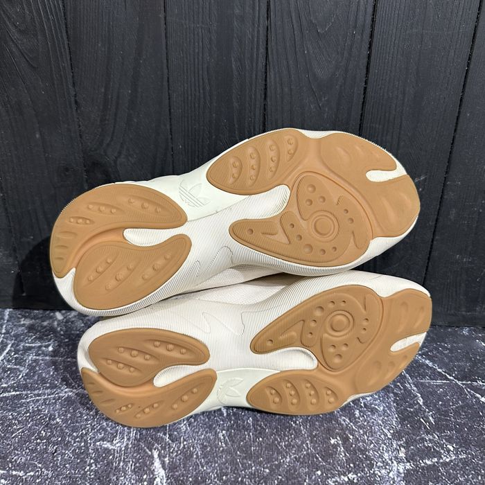 Кросівки Adidas  Adifoam Ozelia 40/25 cm