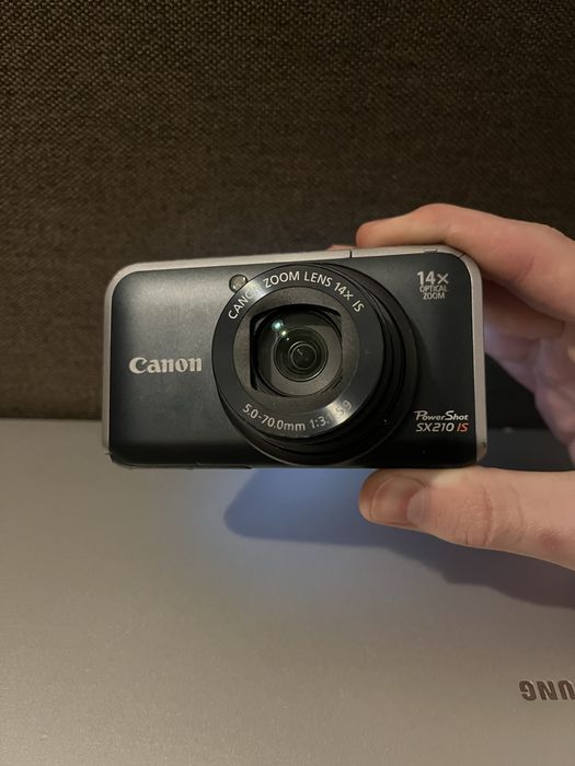 Canon PowerShot SX210 IS  фотоаппарат / камера / мыльница
