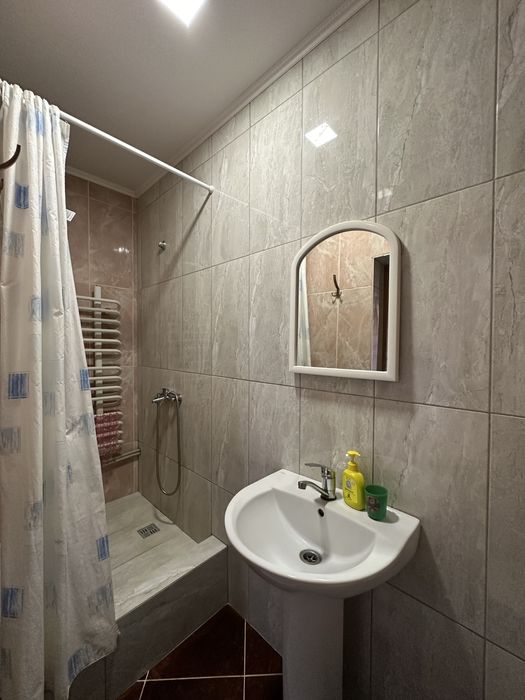 Здається житло подобово