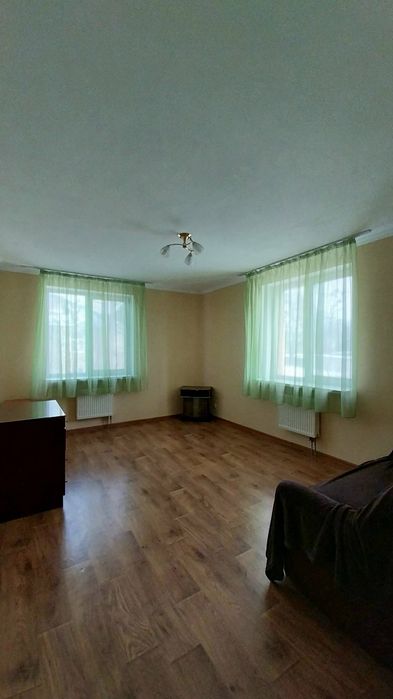 Сдаю 2 комнатную квартиру в новострое! Район Французского бульвара.