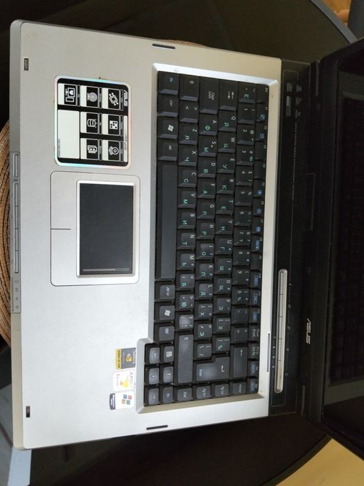 Ноутбук Asus A6000