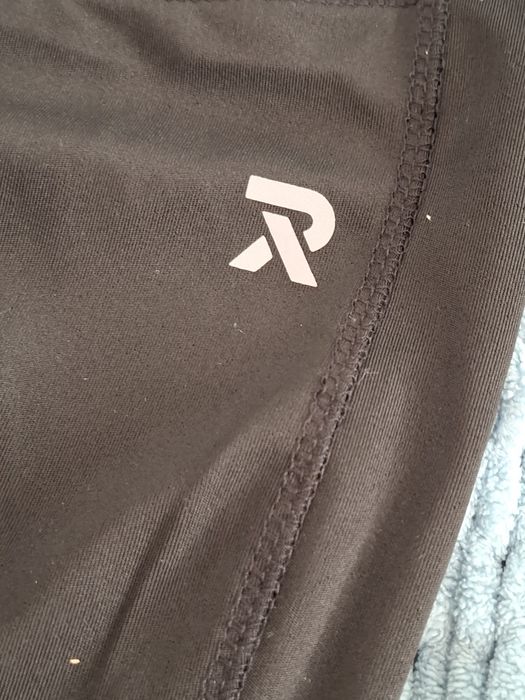 Legginsy damskie sportowe długość 3/4 nowe  M rozmiar