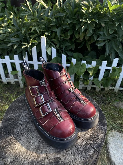 фейкові dr. martens