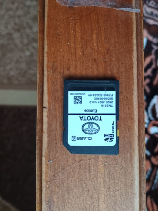 Автомобільний SD GPS карти Європи на Toyota Avensis 2011р.