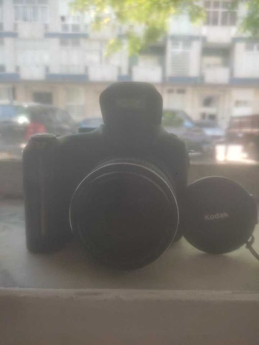 2 Máquinas Fotográfica uma da Marca Rollel e outra Kodac