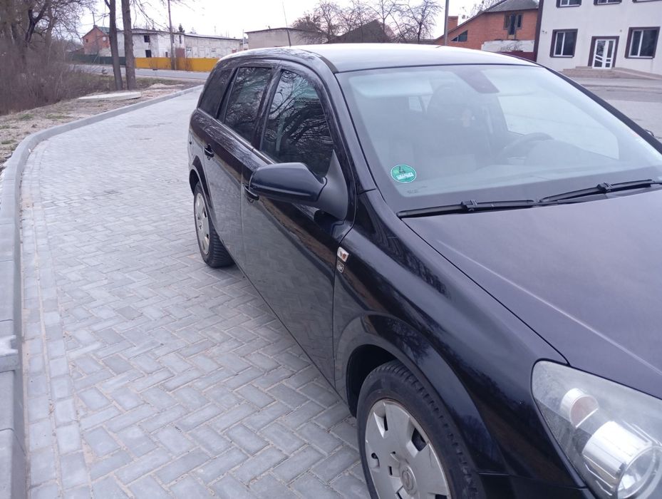 продам авто Опель Астра Н