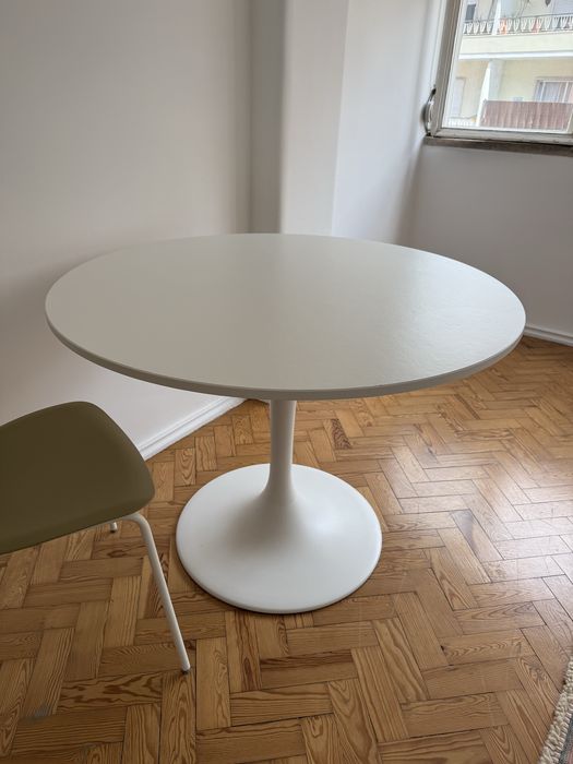 Mesa redonda IKEA