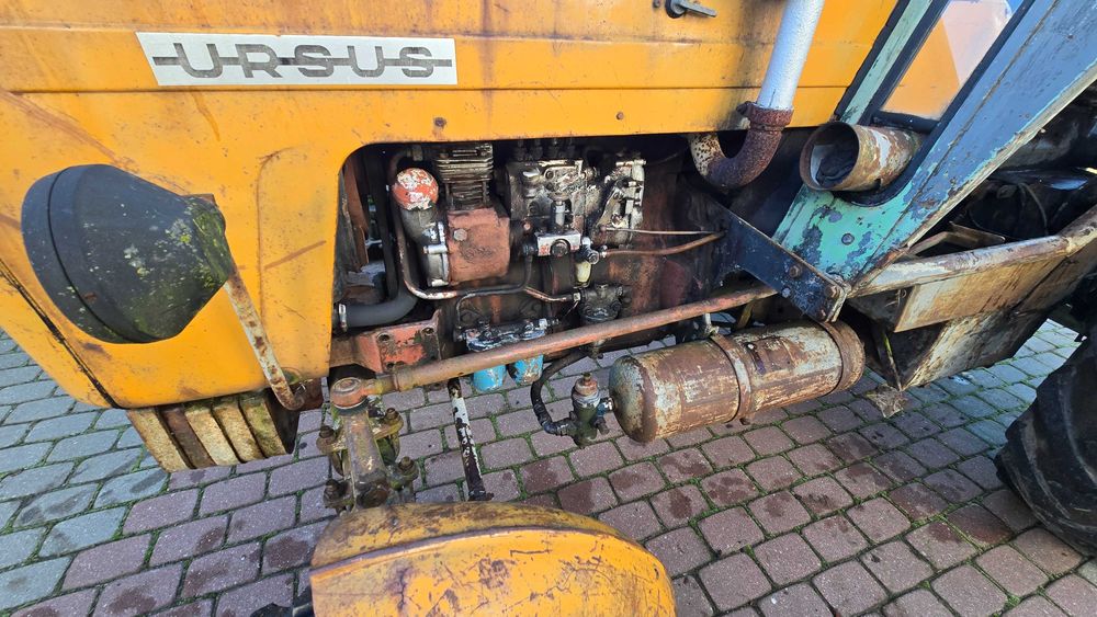 Ursus C 4011, C-360, C-355