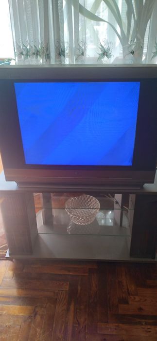 Продам телевизор "LG"