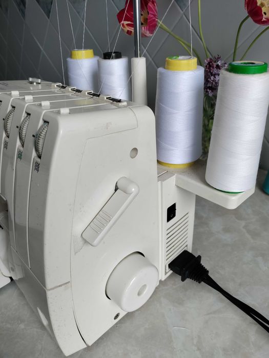 Оверлок Brother lock 929