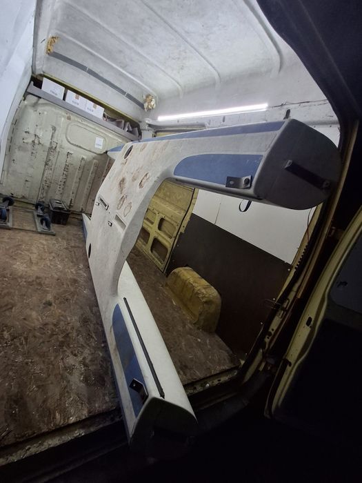 Catamaran para reparação