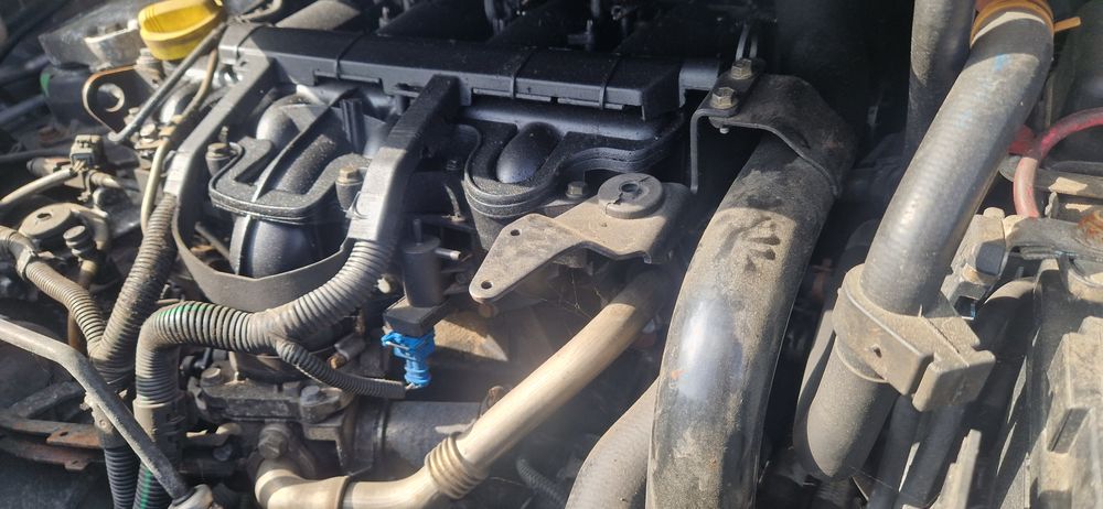 Silnik Kompletny 2.2 DCI Espace Movano Laguna