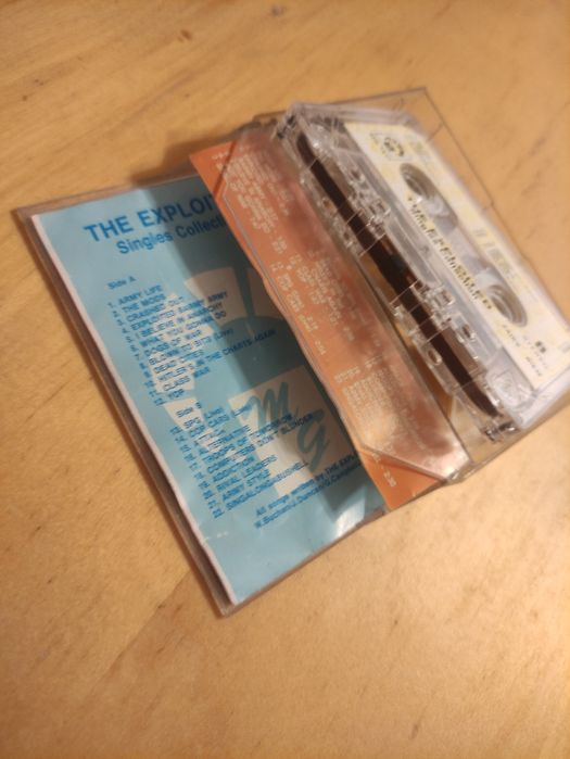 Kaseta magnetofonowa The Exploited - Singles Collection