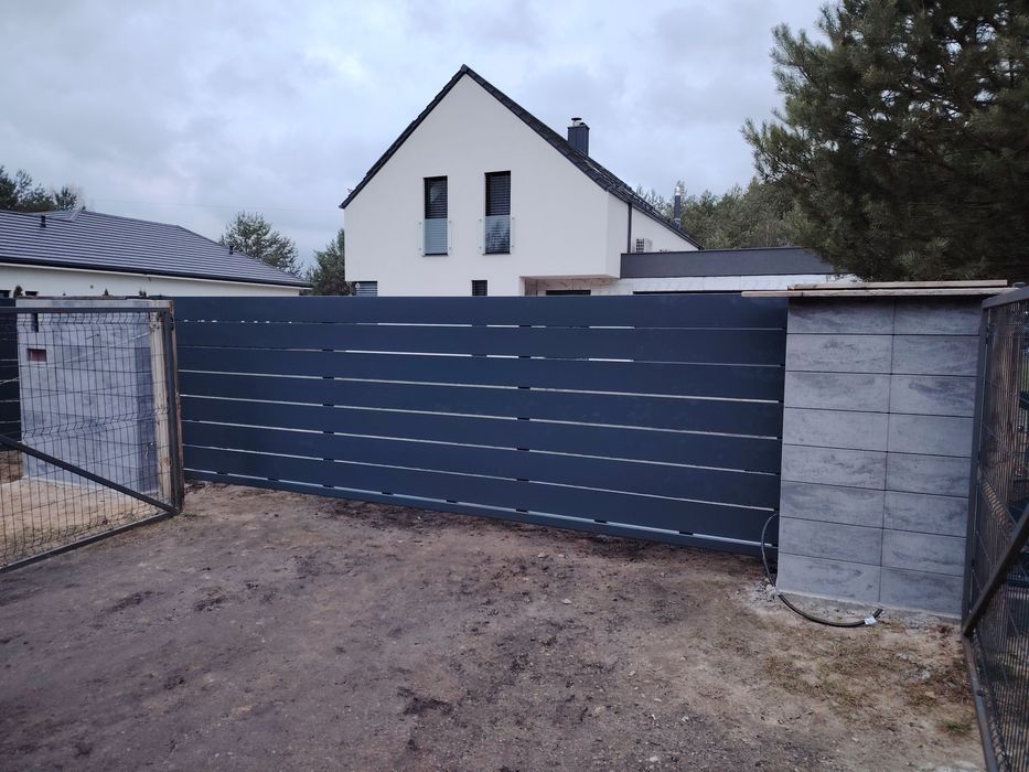 Brama przesuwna Nowoczesny desing