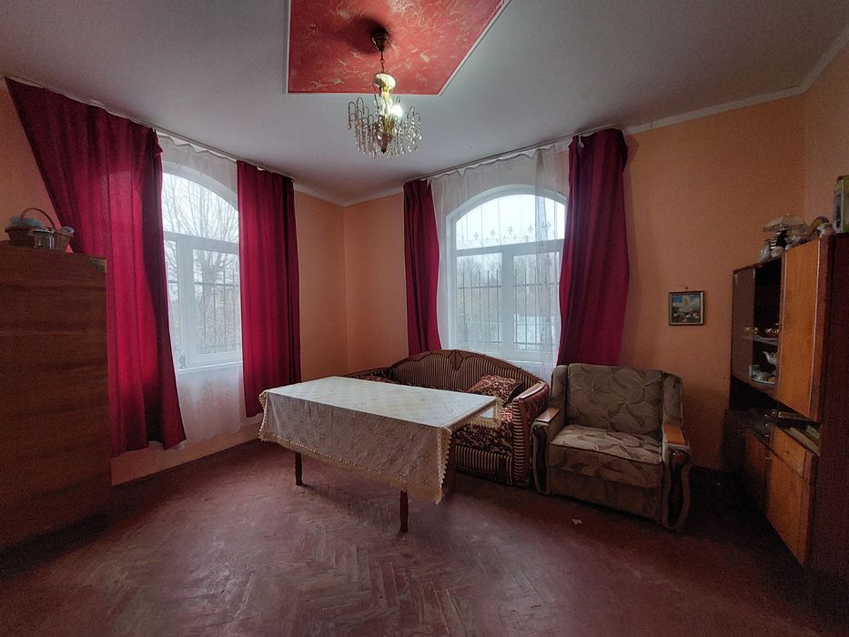 Продаж 1-кім. квартири 46 м.кв., вул. Дрогобицька