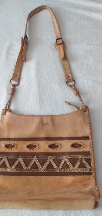 Сумка жіноча шкіряна