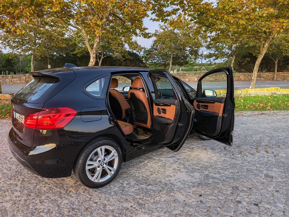 BMW 218D 150 CV active tourer pack luxuruy — photo 2