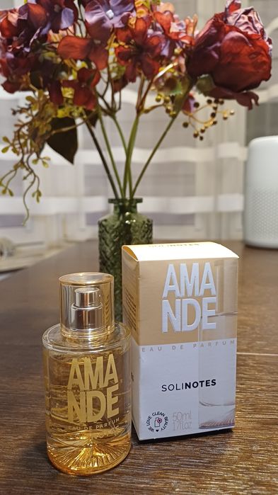 Amande. Solinotes.
