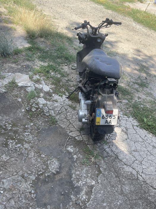 Скутер 150 кубов