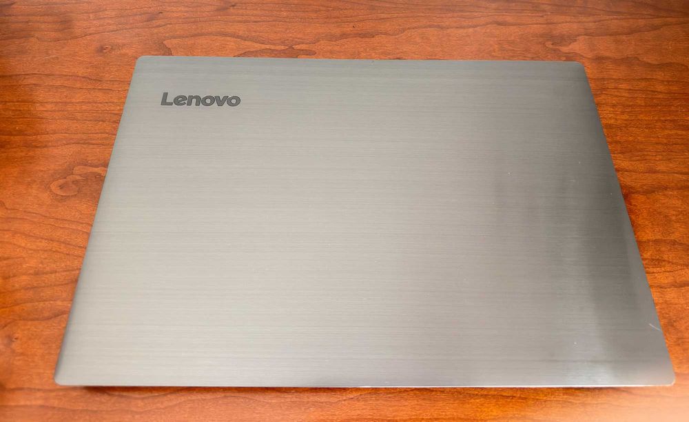 Lenovo V330|15.6"FullHD|i7-8550 Quad Core|20G Ram|Ssd 512G|Radeon 2Gb|