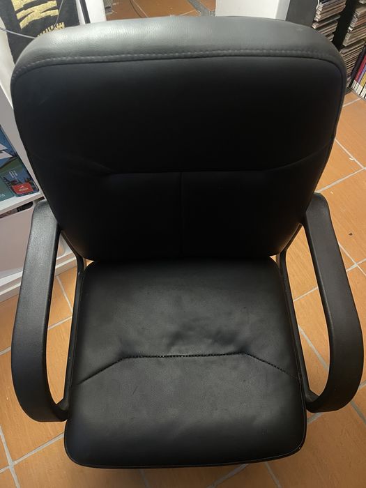 Cadeira de escritório executiva (excelente oportunidade)!