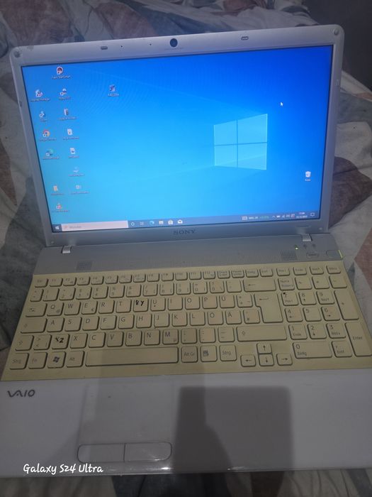 Laptop sony vaio vpcee2m1e