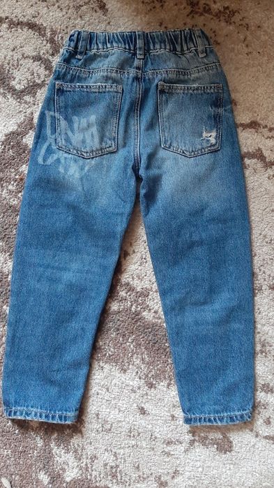 Джинси Zara 110р.