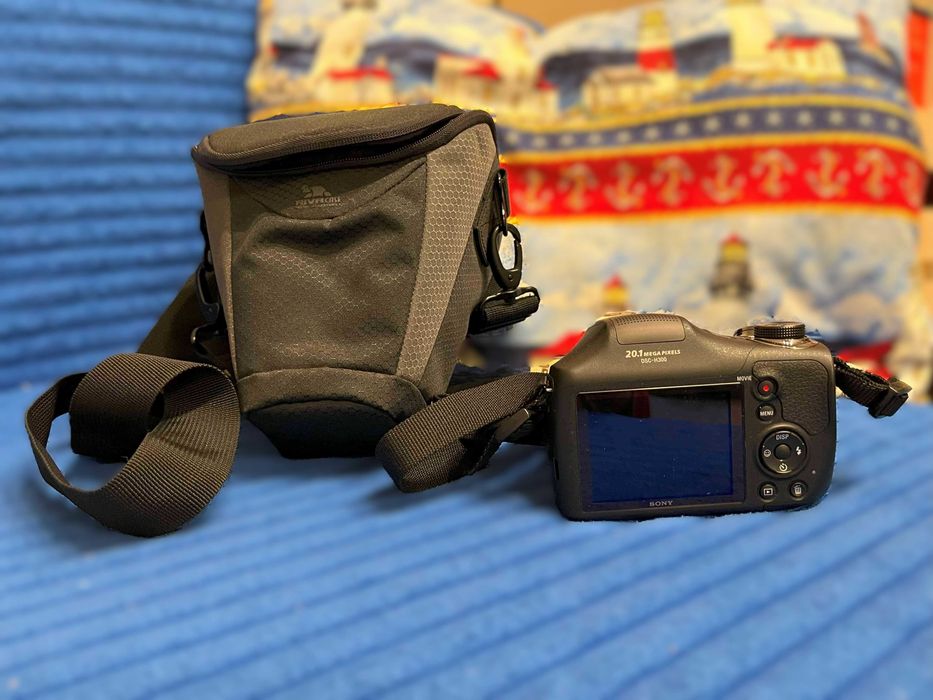Фотоапарат Sony DSC-H300 35× zoom | Чохол Riva Case | Карта памʼяті
