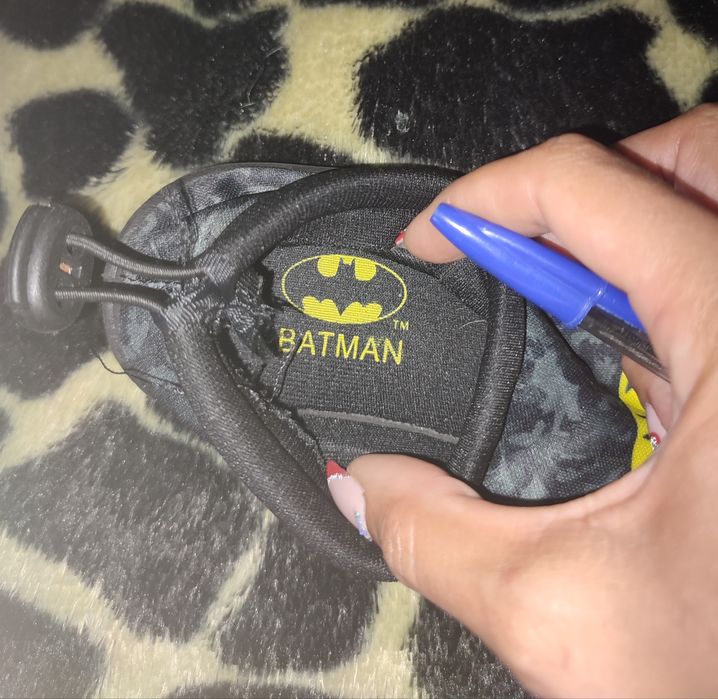 Pantufa Batman menino tamanho 30 bom estado