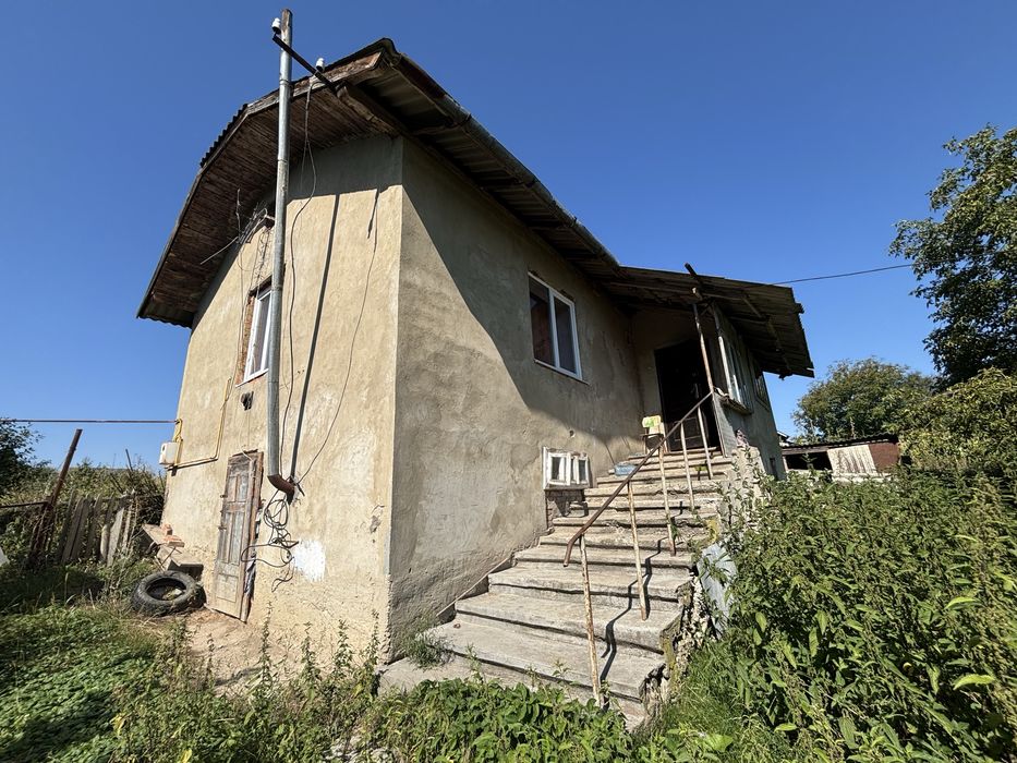 Продаж ділянка 25 сотих. Будинок 92 м². Сілець. Світло. Газ. Вода Асфальт