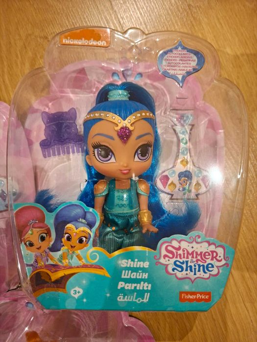 Boneca nova da série Shimmer & Shine azul
