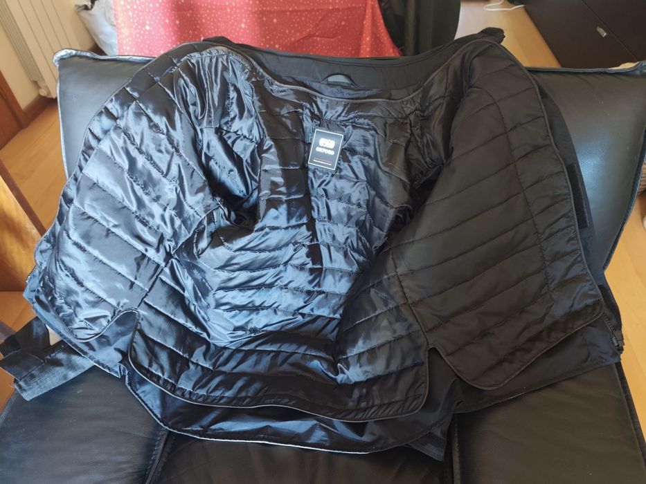 Jaqueta OXFORD Metro 2.0 - Como novo! Tamanho XL.