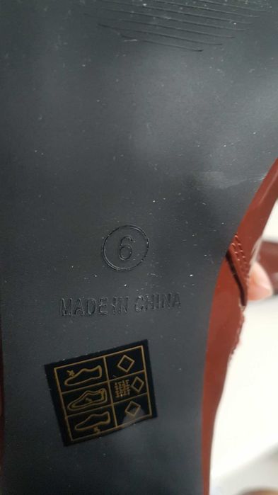 Raid buty botki kozaki krótkie lakierowane 39 nowe