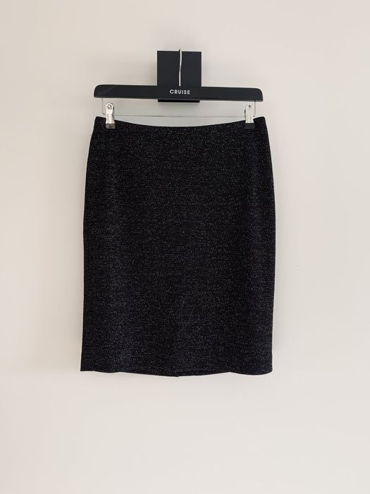 Spódnica midi do kolan mini czarna elegancka Quiosque