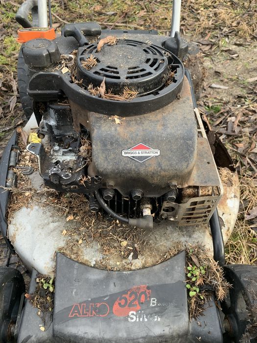 Kosiarka alko uszkodzona na czesci