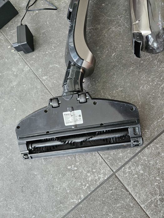 Продам пылесос аккумуляторный MAGIO MG-901 "2 в 1" полностью рабочий