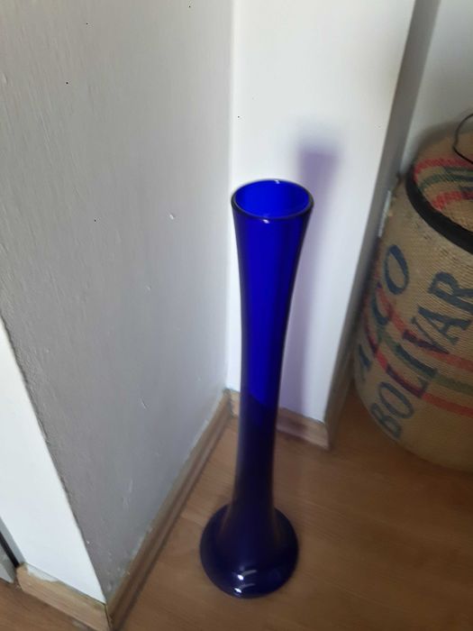 bardzo duży wazon ze szkła