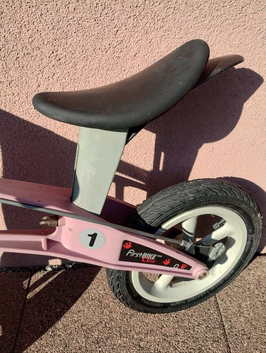 Rowerek biegowy FirstBike Pink