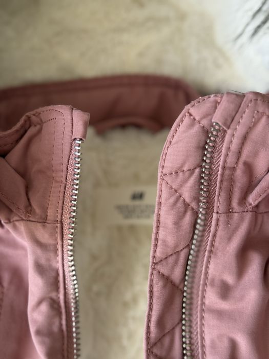 Продам куртку дитячу H&M