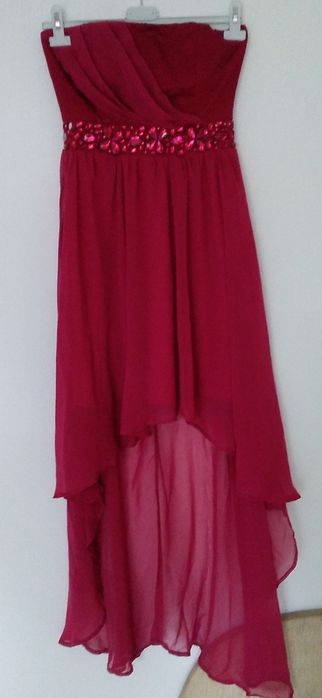 Sukienka  z odsłoniętymi ramionami  - Ax Paris