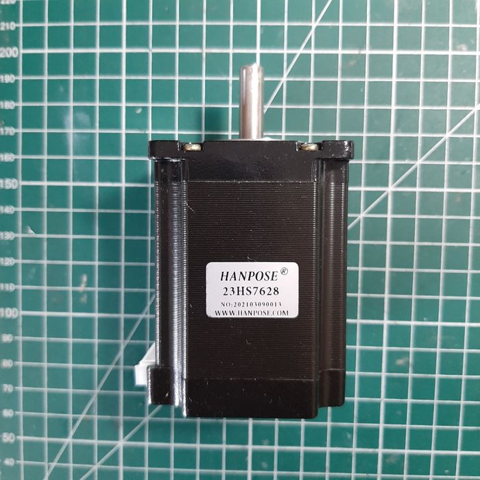 Кроковий двигун Nema23