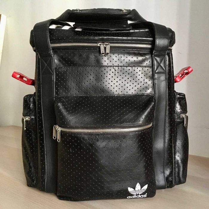 Mala de discos Adidas RUN DMC Superstar 35th aniversário
