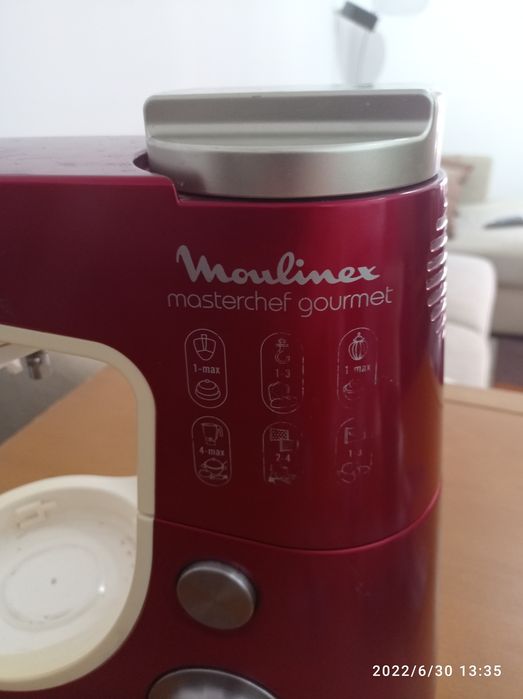 Robot moulinex gourmet red